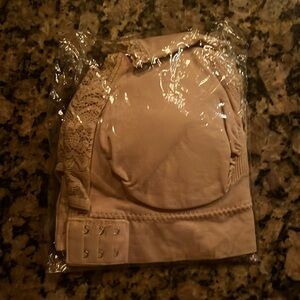 XL wireless Bra new still in package soft beige